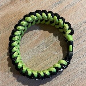 Black and Green Paracord Bracelet